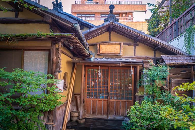 築50年の一戸建ての売却相場は?売却方法やコツも解説