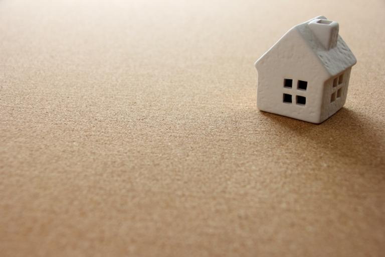 擁壁土地は売れない?土地の問題点と解決策と売却時の注意点を解説