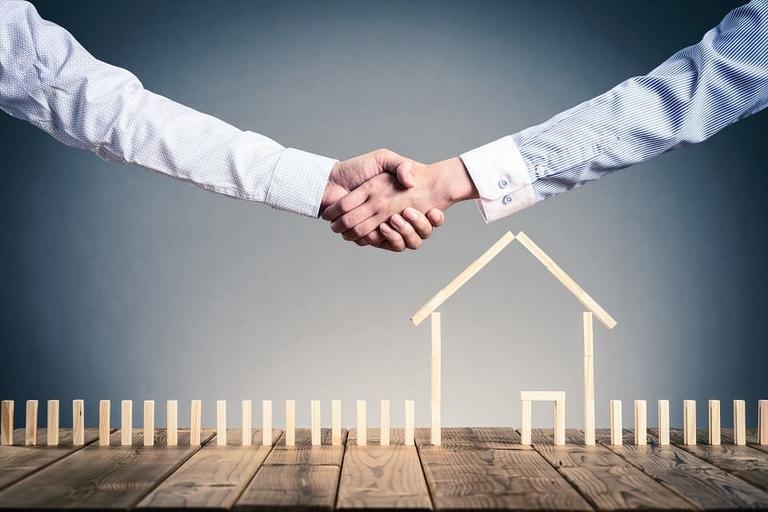 法人の土地売却にかかる税金は?注意点を解説!