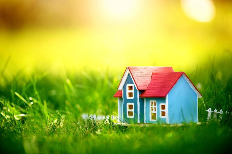 借地権を贈与すると税金がかかる?借地権や贈与税について解説します