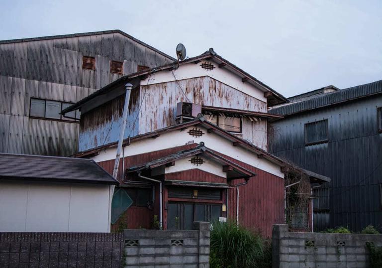 空き家の個人売買について解説!ネット上の「空き家を譲ります」は信用できる?