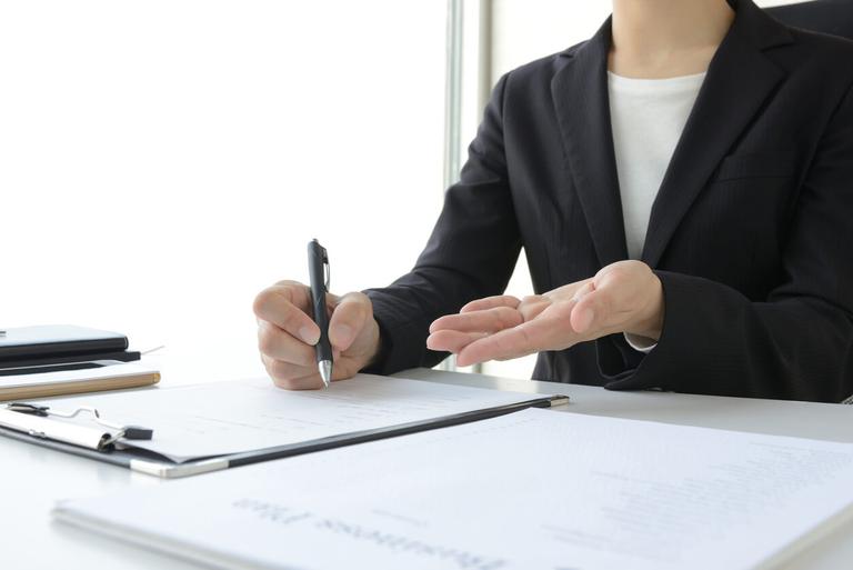 家の名義変更は所有者が死亡後どうする?手続きの流れや必要書類を解説