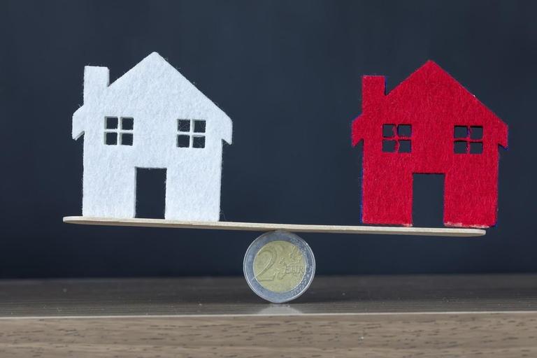 築10年一戸建ての価値は新築の約50%!高く売る5つの方法も紹介