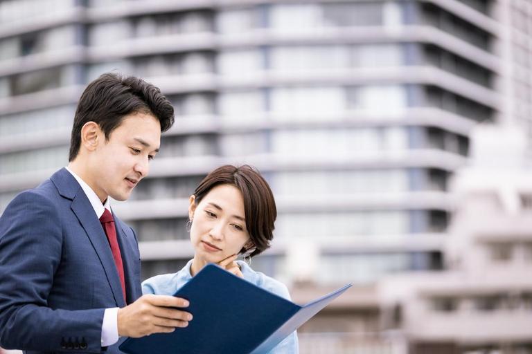 マンションの大家になるには?基礎知識と儲けるためのポイントを解説