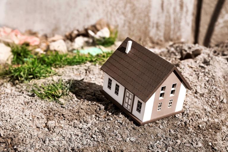 遠方にある物件でアパート経営をするメリットと注意点を解説