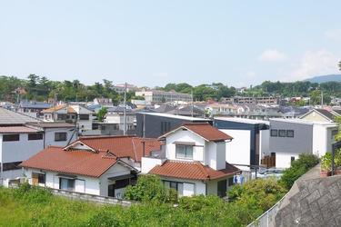 第一種低層住居専用地域の具体的な活用方法とは?制限や注意点を解説