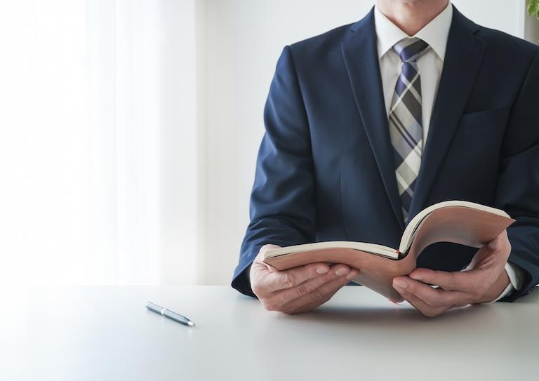 アパート経営の法人化にはどんなメリットやデメリットがある?法人化の際のポイントについても解説