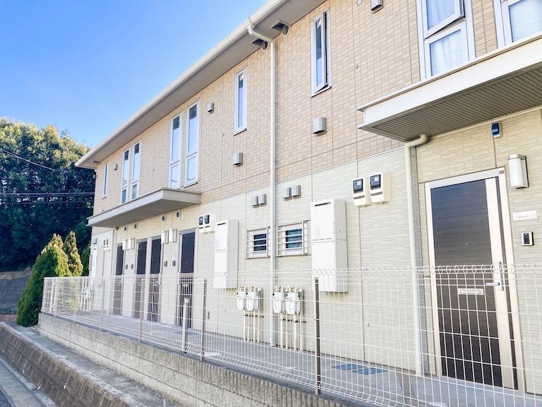 アパートの建て替えにかかる費用はいくら?資金の調達方法と建て替え時の見極め方も紹介!