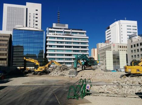 ビル解体後の整地作業